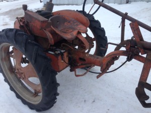 cultivating tractor