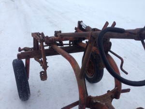 cultivating tractor